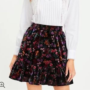 Loft Petite Small Floral Velvet Tiered Skirt NWT
